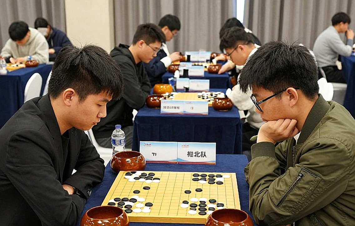 Elephant Gambit 1.e4 e5 2.Nf3 d5: Vũ khí bất ngờ 60 phút và giới hạn của lời hứa