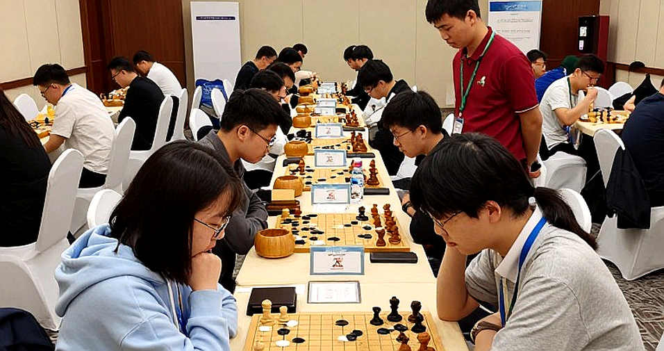 ChessBase Magazine #225: Lời hứa "học chiến lược từ Bent Larsen" và khoảng cách giữa quảng cáo với nội dung thực giao