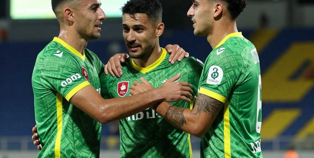 "Cắt Đôi Quả Bóng Vàng": Khi Một Câu Đùa Trở Thành Chiến Lược Của PSG