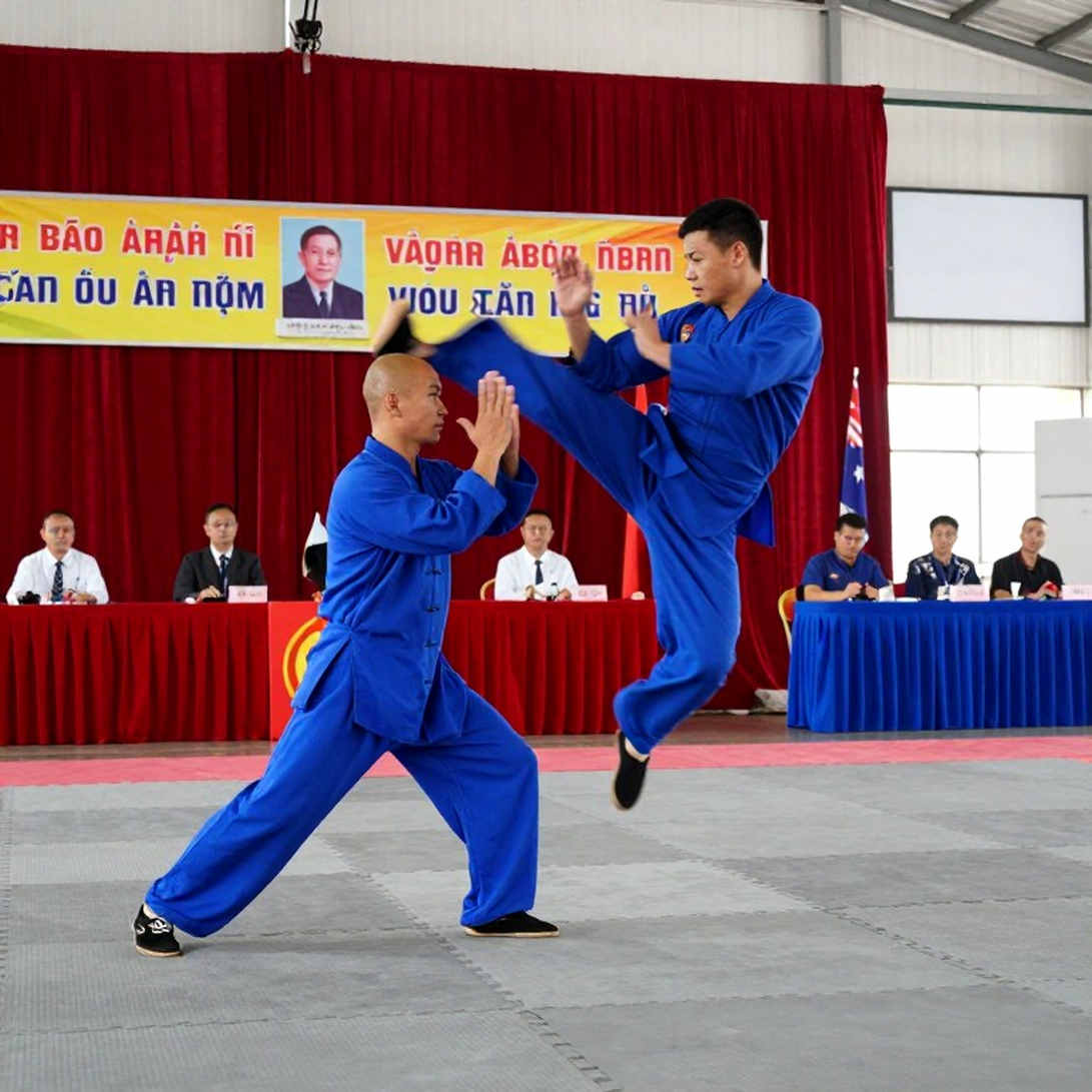 BÓNG ĐÁ VIỆT NAM VÀ NGHỊCH LÝ DỮ LIỆU: KHI SÂN TRỐNG, TIẾNG VỖ TAY VANG NHẤT LÀ CỦA CHÍNH MÌNH BÓNG ĐÁ VIỆT NAM VÀ NGHỊCH LÝ DỮ LIỆU: KHI SÂN TRỐNG, TIẾNG VỖ TAY VANG NHẤT LÀ CỦA CHÍNH MÌNH