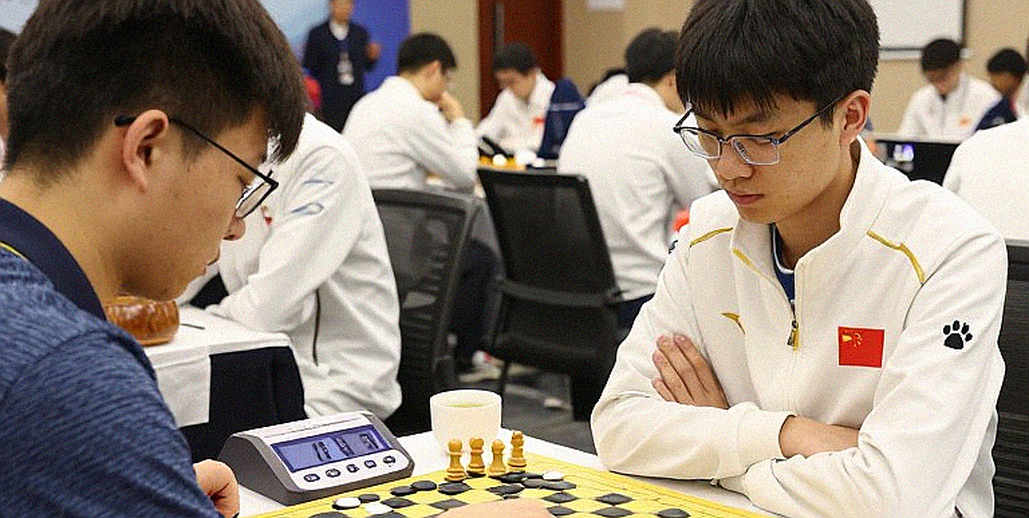ChessBase Magazine #225 and the Gap Between the Salesforce Headline and Unseen Moves ChessBase Magazine #225 and the Gap Between the Salesforce Headline and Unseen Moves