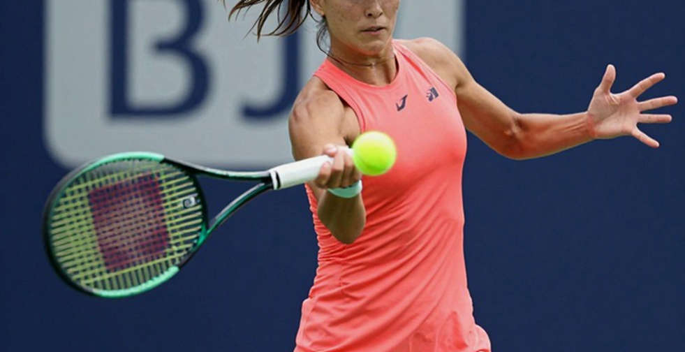 Zheng Qinwen Lội Lội Từ 0-5 Đánh Bại Iga Swiatek Tại US Open 2026 - Câu Chuyện Phục Hồi Đầy Thú Vị
