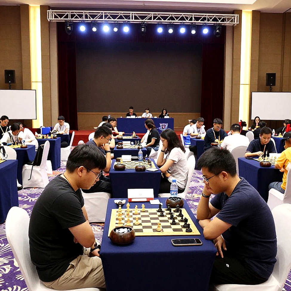 European Club Cup: 2715 Elo và khoảng cách 65 điểm mỗi bàn cờ