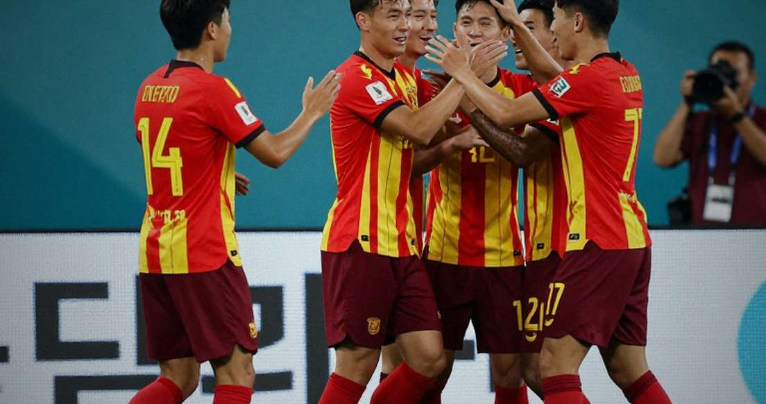 Bản đồ tám khoảng trống của Chelsea: Khi Alonso mất cả xương sống lẫn hai cánh
