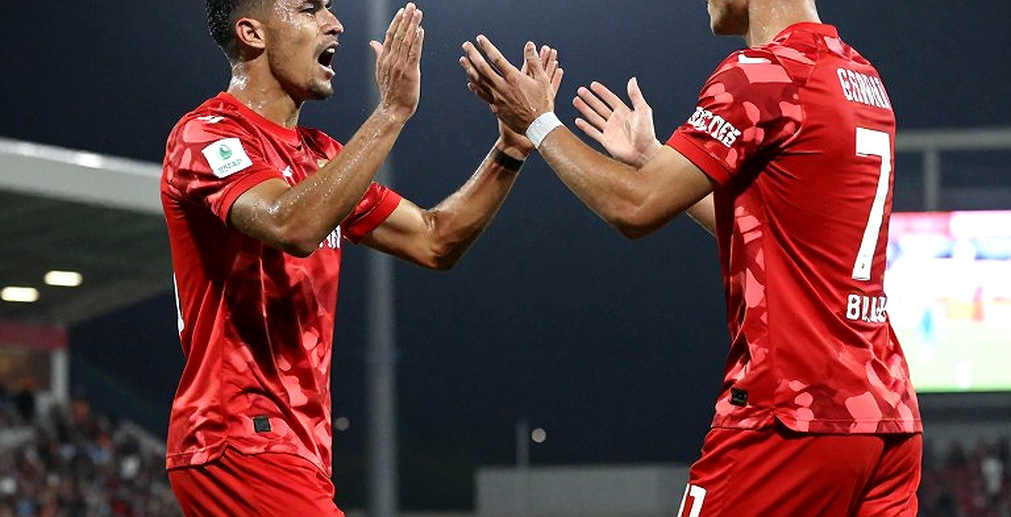 Ninh Bình đánh bại HAGL 4-3: Khi bản lĩnh của kẻ chinh phục vượt qua số đông trên sân nhà