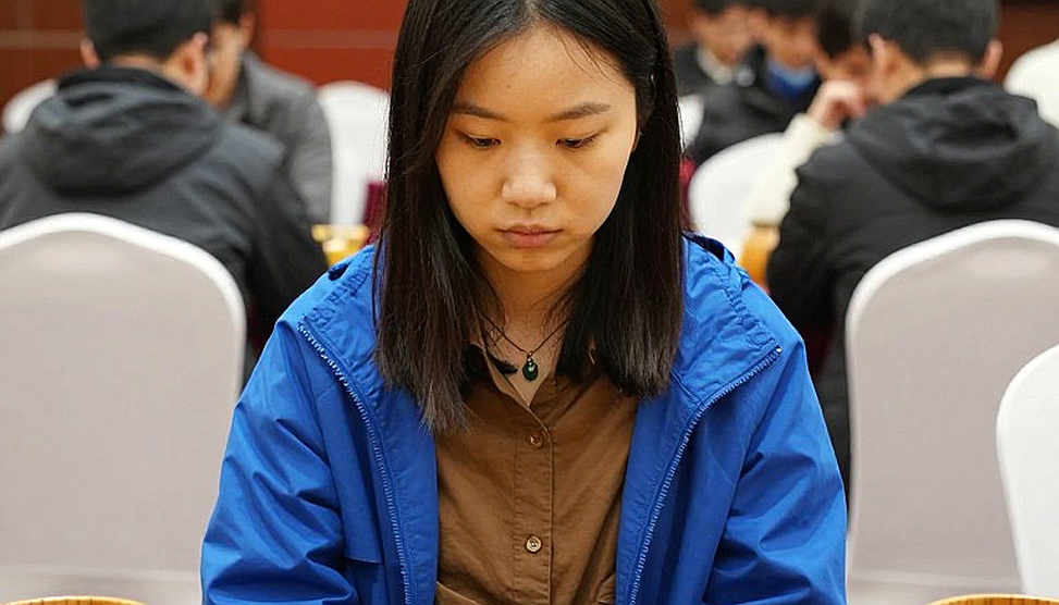 Giải mã nước cờ 9...a5 trong Phòng thủ Ấn Độ của Vua: Ranh giới mong manh giữa chiến lược con người và kỷ nguyên máy tính