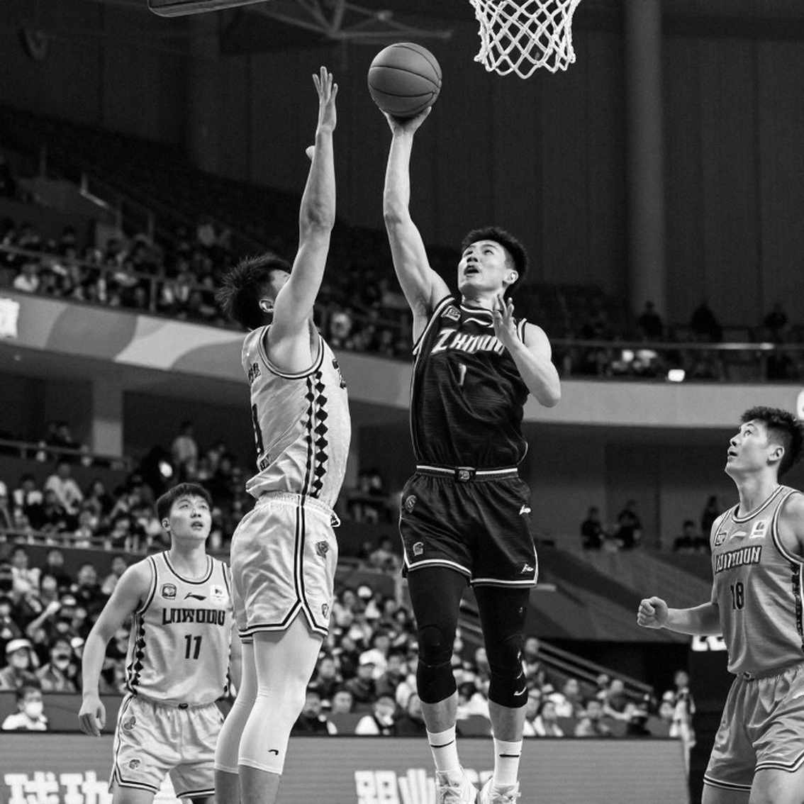 PAOK thua Lietkabelis 95-86: Vết nứt phòng ngự vành cung và cú phản đòn 14-2