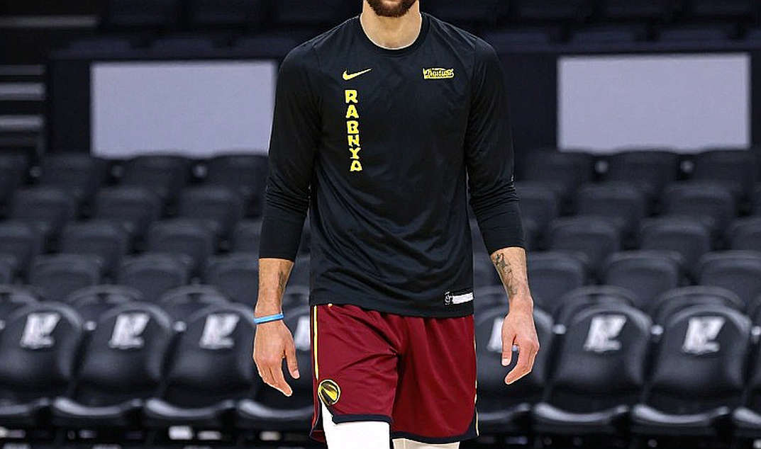 KJ Simpson rời Denver đến Galatasaray: Một suất vòng hai đi tìm phút thi đấu